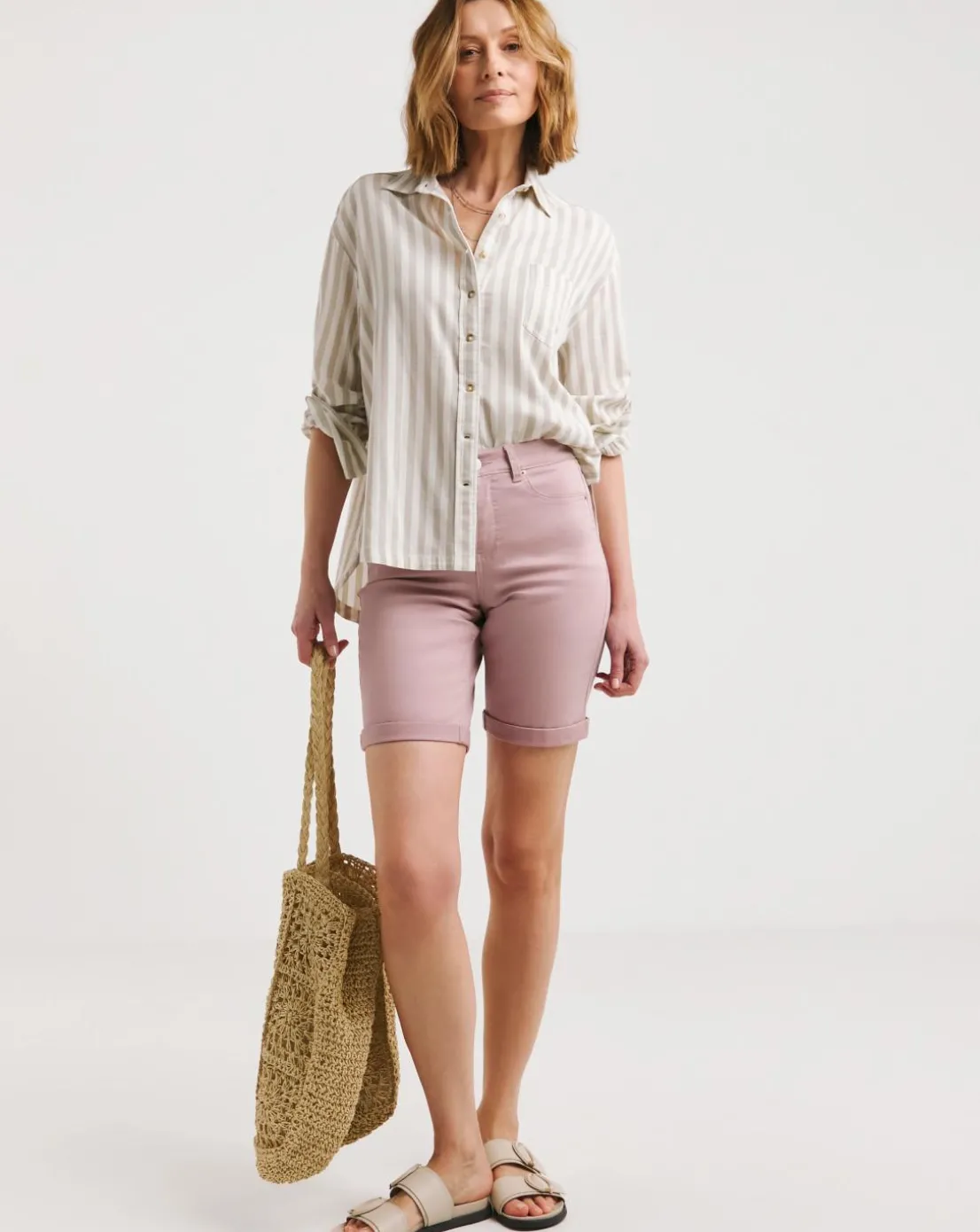 24/7 Blush Knee Shorts