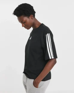 adidas Essentials 3 Stripes Boyfriend T-Shirt