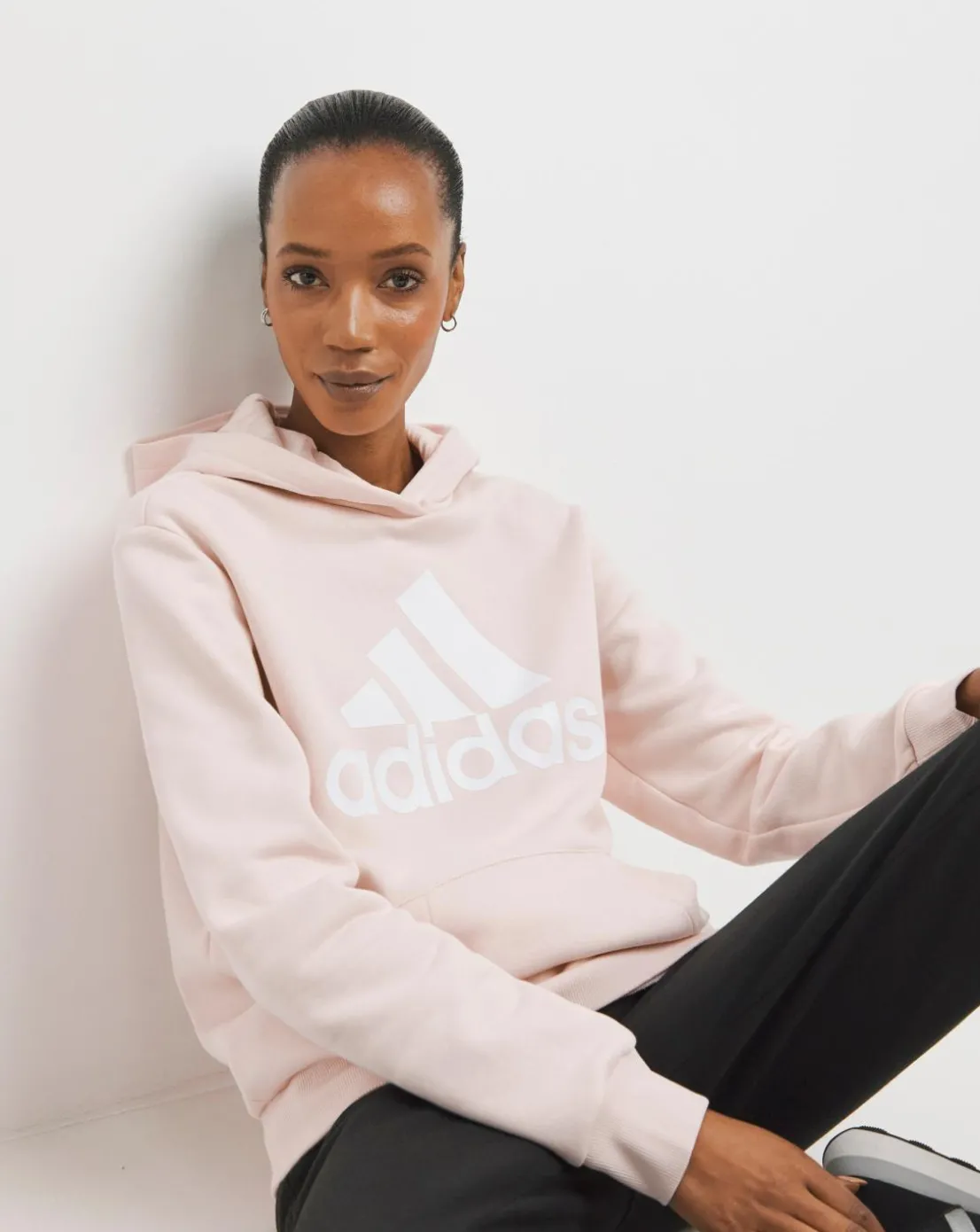 adidas Essentials Logo Boyfriend Fleece Hoodie