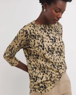Animal Print 3/4 Sleeve Curved Hem Longline Top