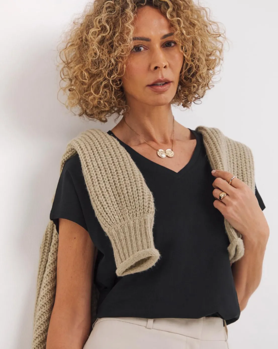 Black Basic V-Neck Short Sleeve T-Shirt