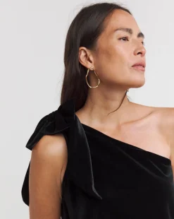Black One Shoulder Bow Velvet Top