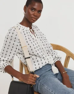 Contrast Dobby Collarless Blouse