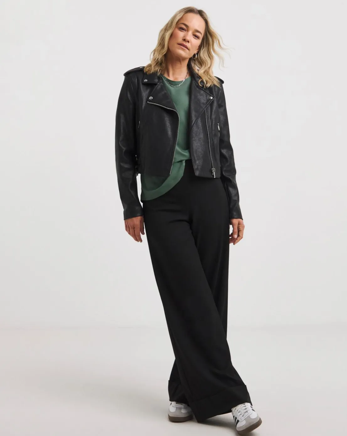 Crepe Boxy Short Sleeve Top