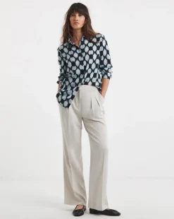 Dipped Back Long Sleeve Shirt