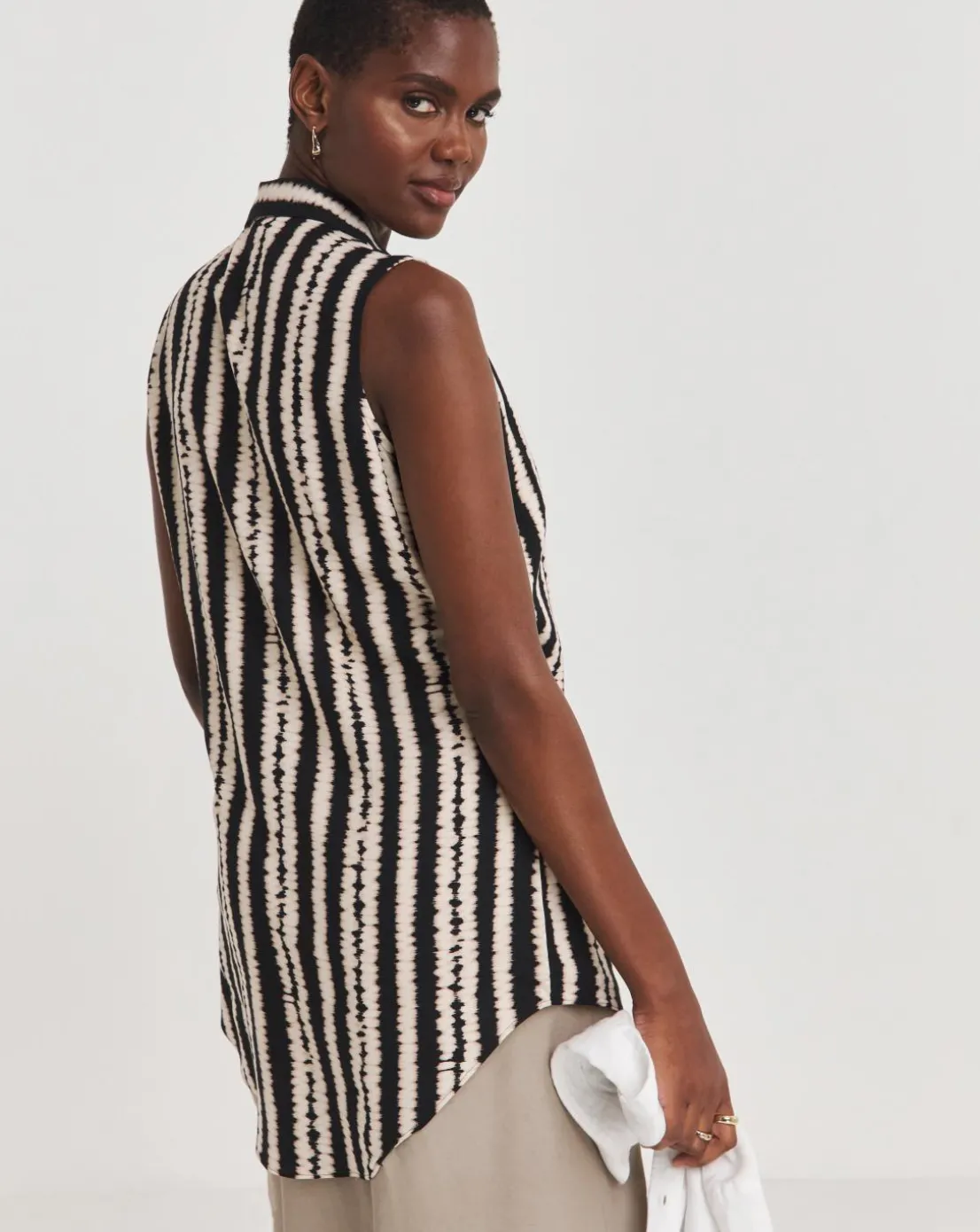 Dipped Back Sleeveless Shirt