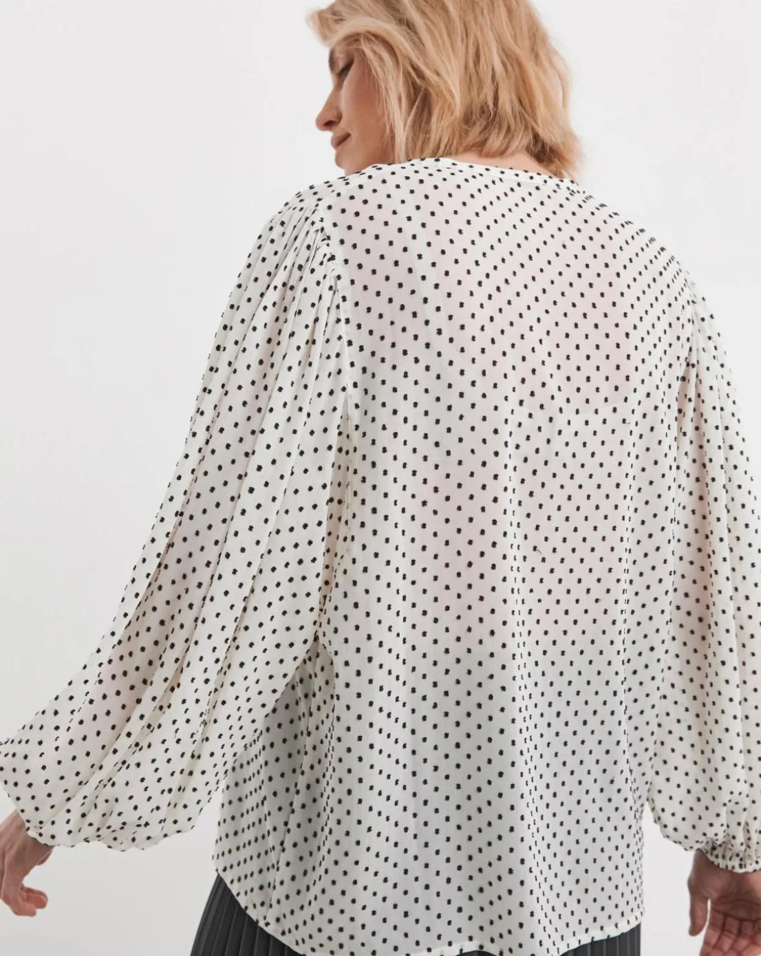 Dobby Long Sleeve Blouse