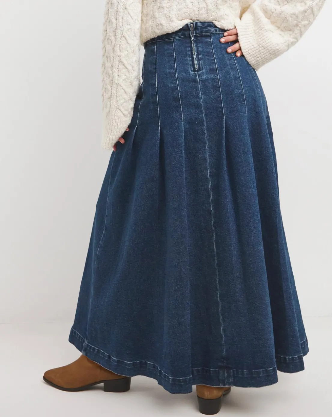 Indigo Maxi Pleat Detail Denim Skirt