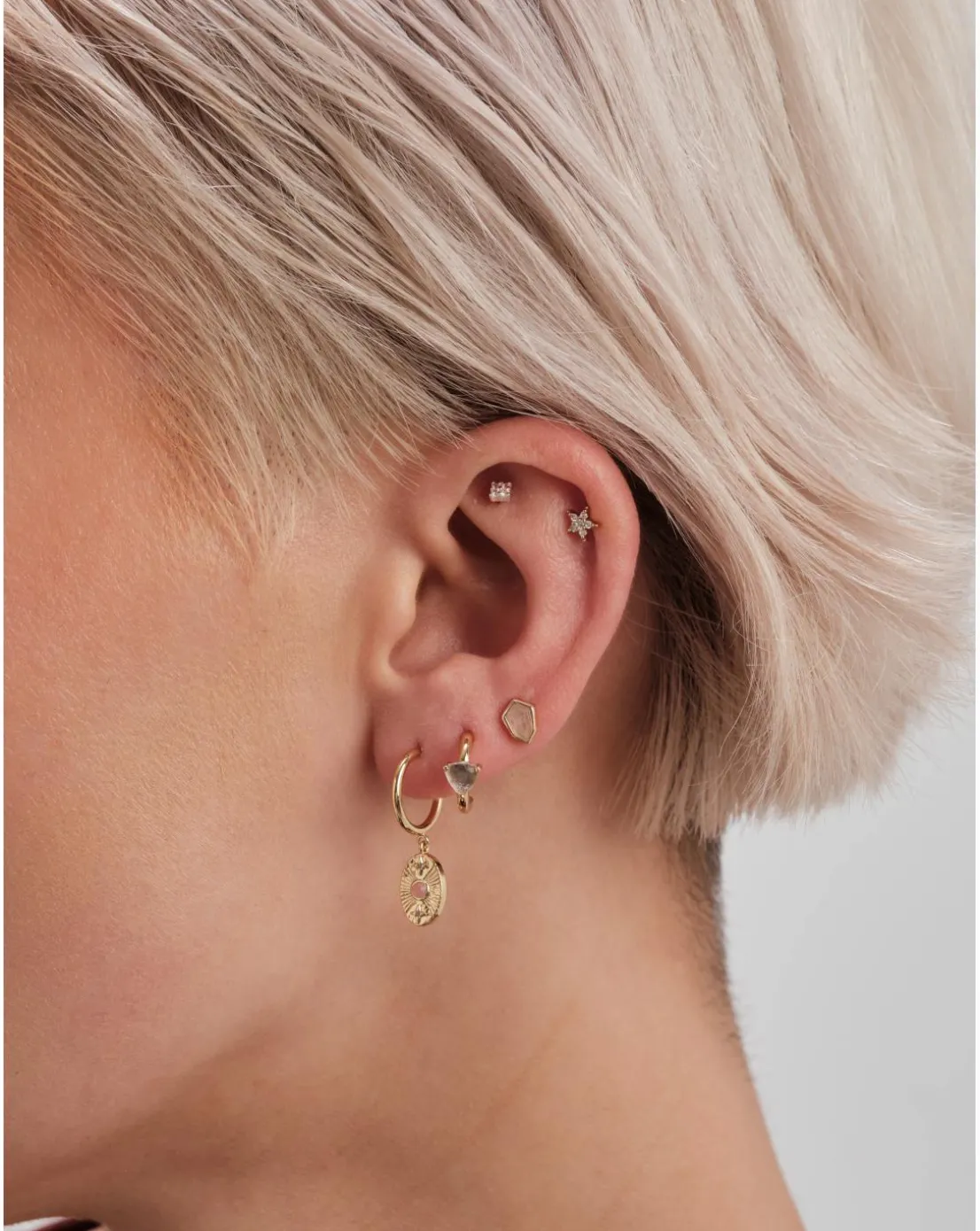 Inicio 14K Gold Plated Cubic Zirconia Star Stud Earrings - Gift Pouch