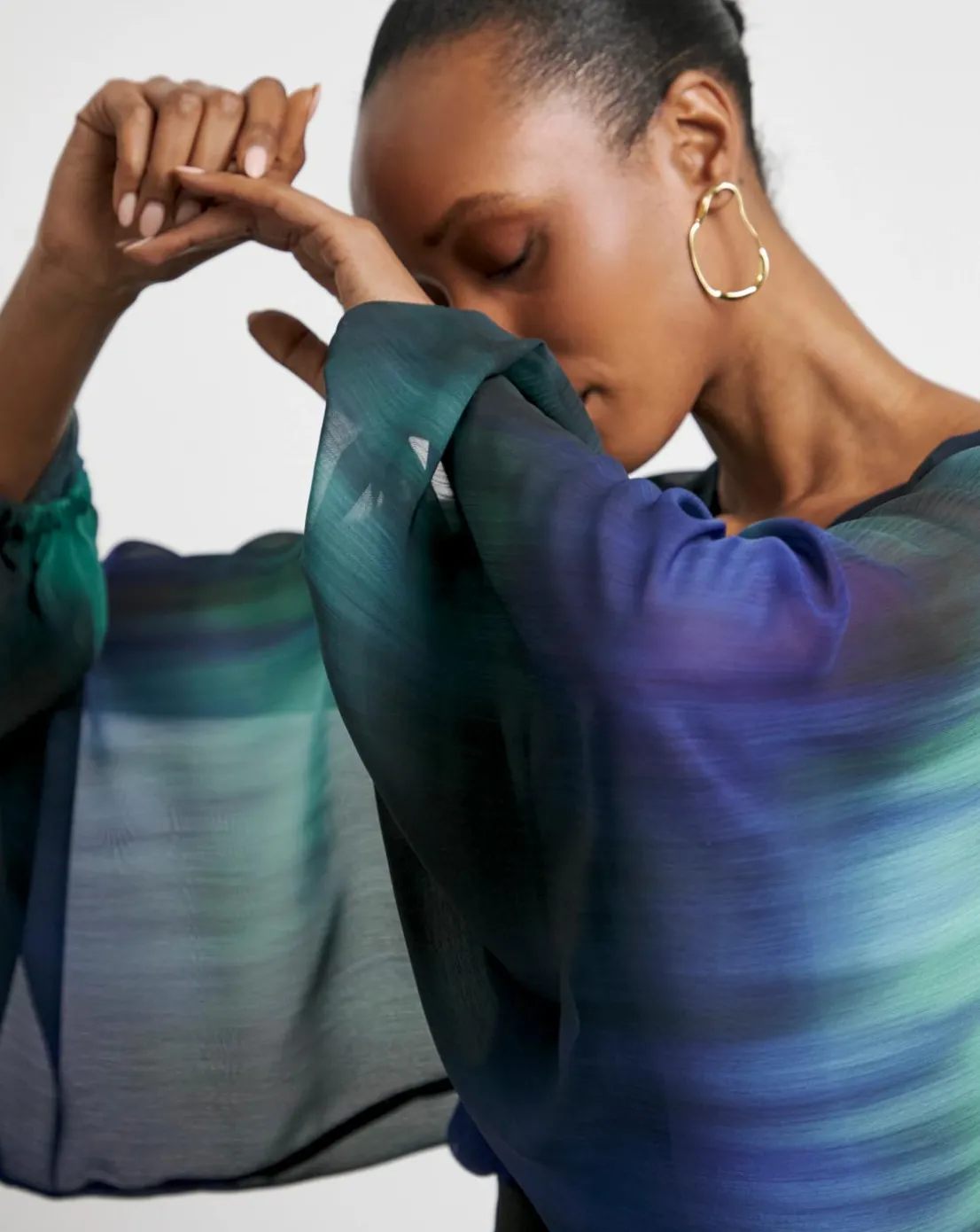 Joanna Hope Ombre Volume Sleeve Blouse