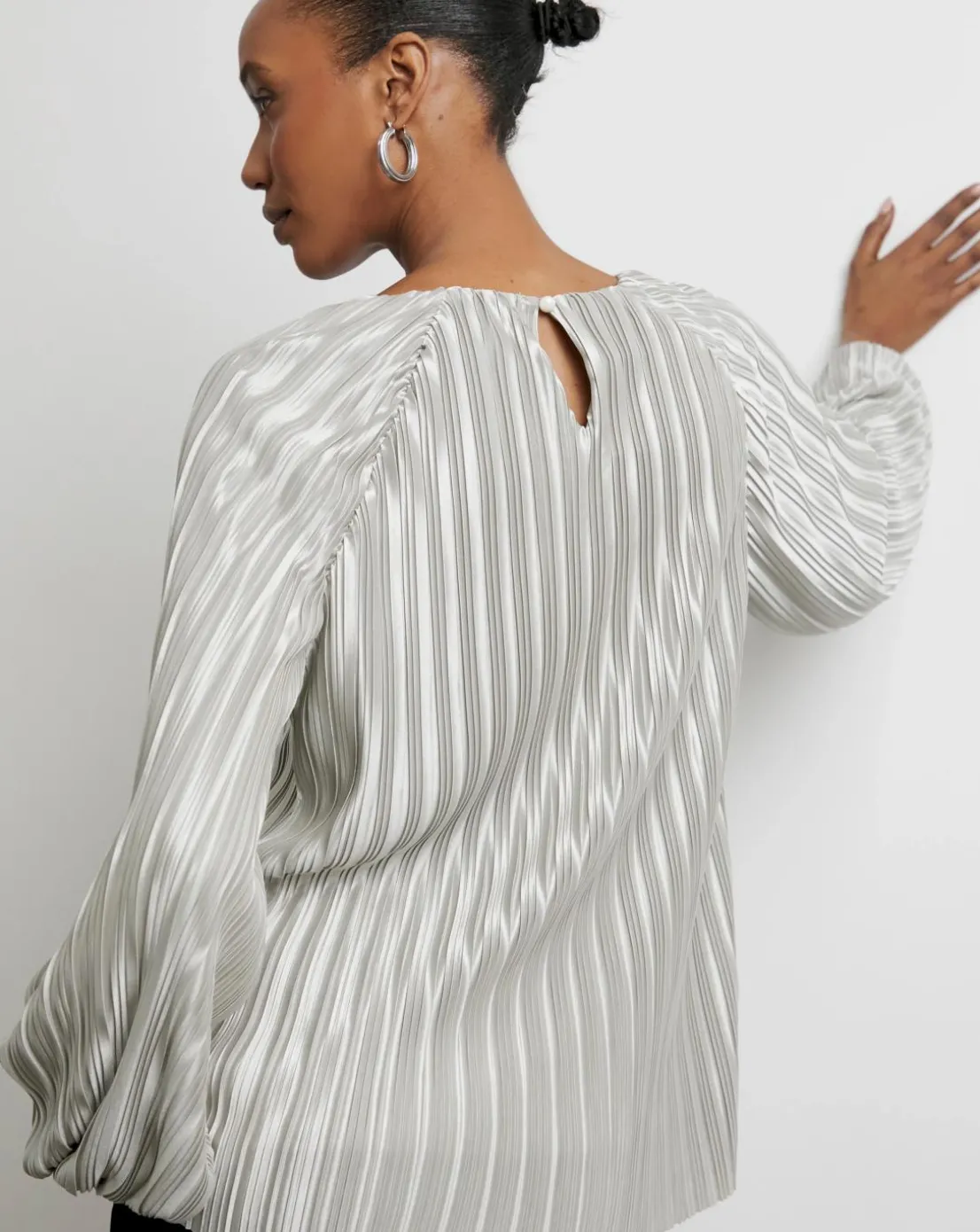 Joanna Hope Plisse Blouse With Balloon Sleeves