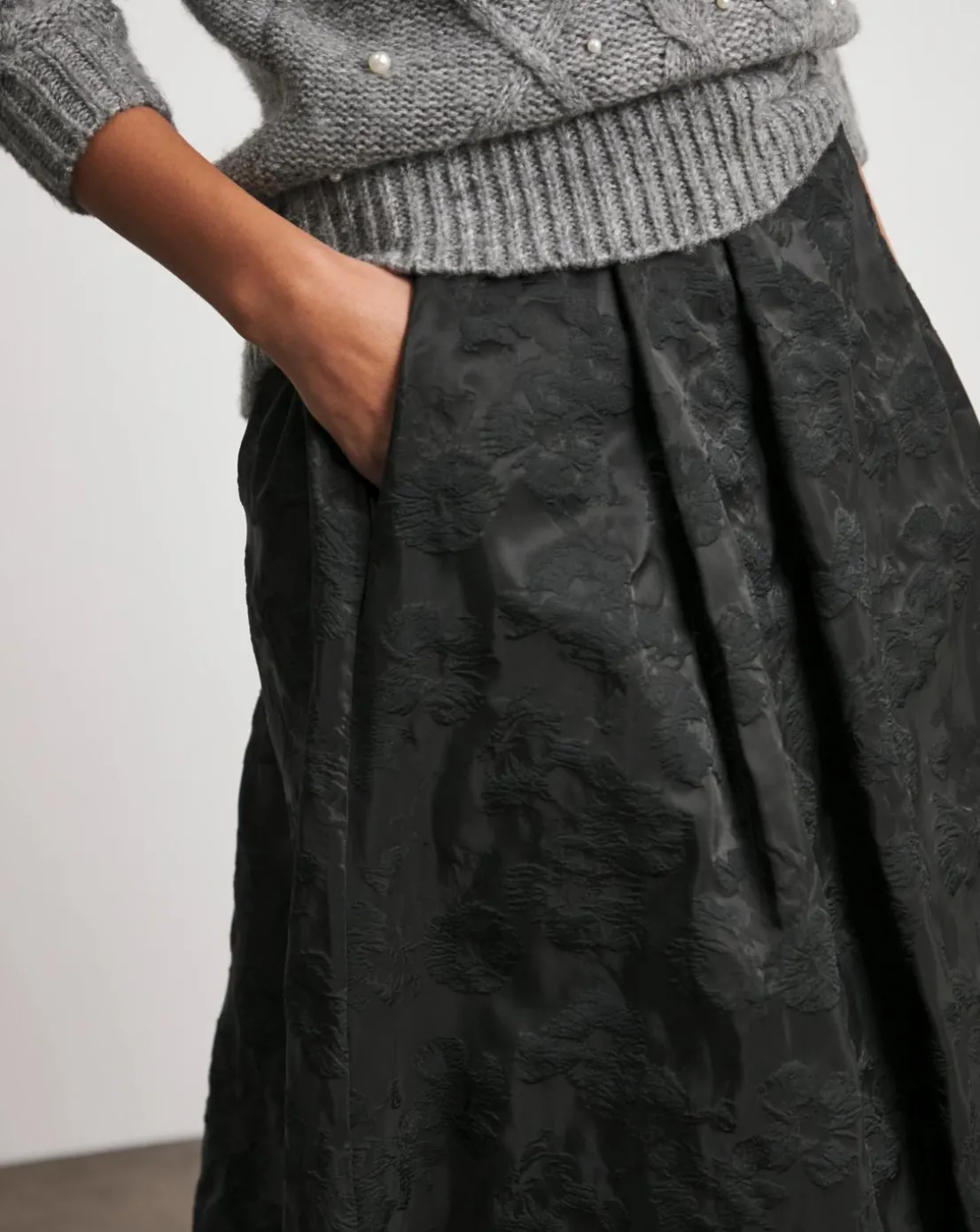 Joanna Hope Textured Bubble Hem Skirt