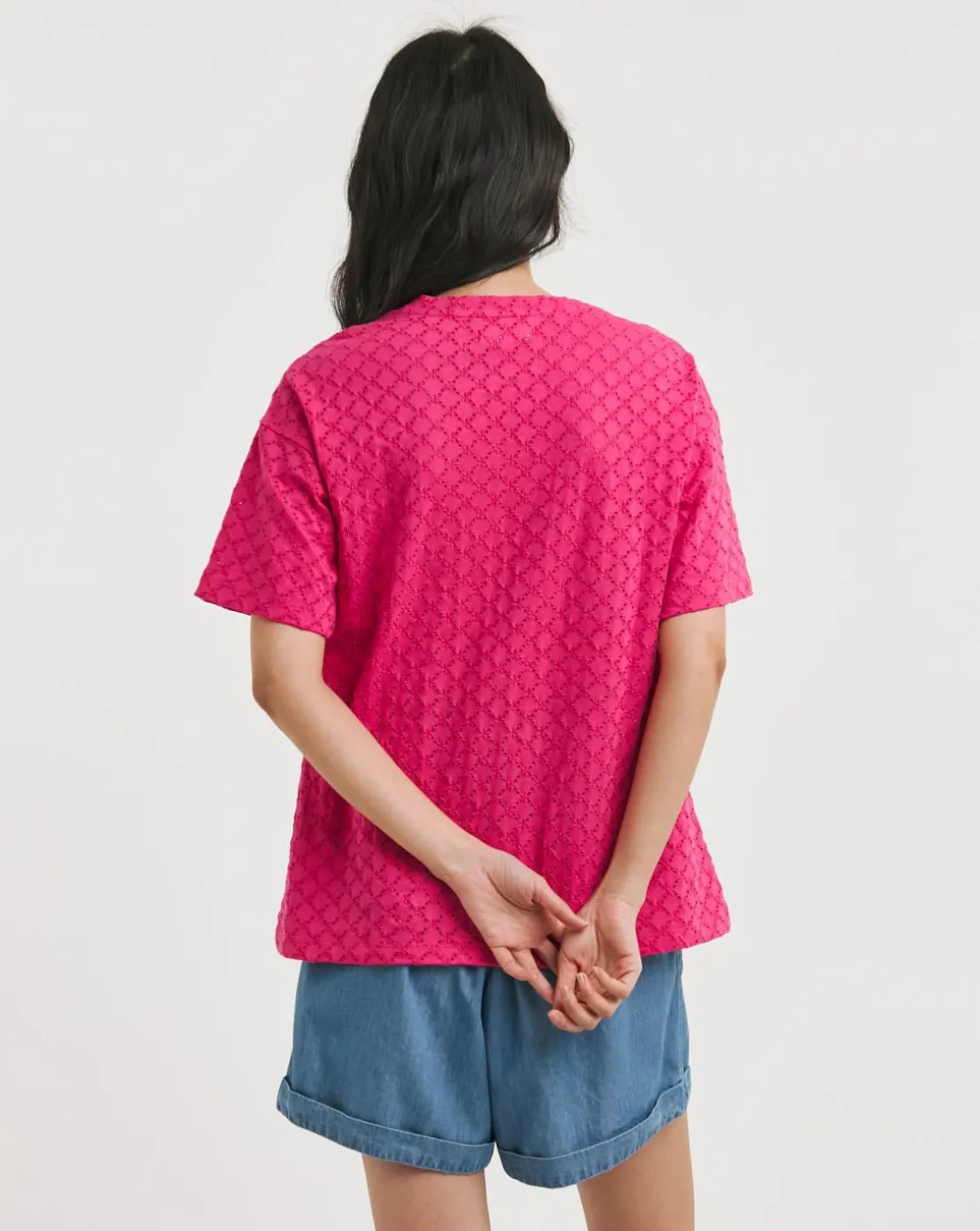 Julipa Broderie V-Neck T-Shirt