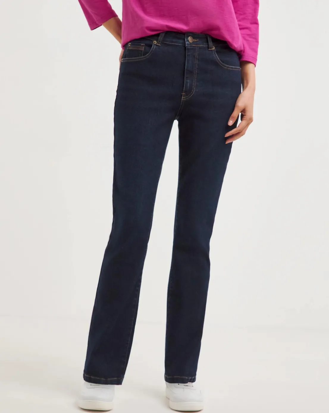 Julipa Slim Fit Mid Rise Jean