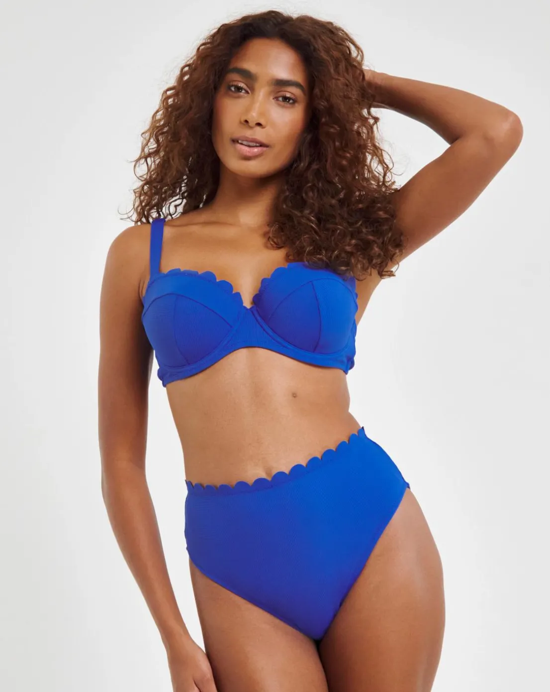 MAGISCULPT Contour Me Scalloped Edge High Waist Bikini Bottoms