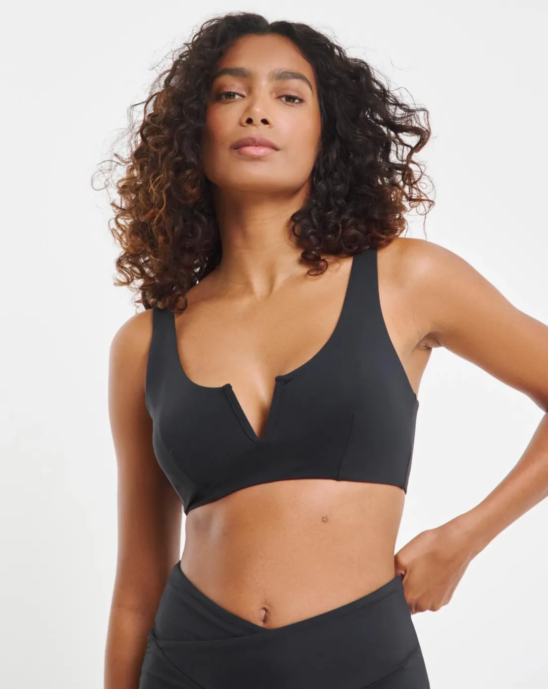 MAGISCULPT Contour Me V Wire Bikini Top