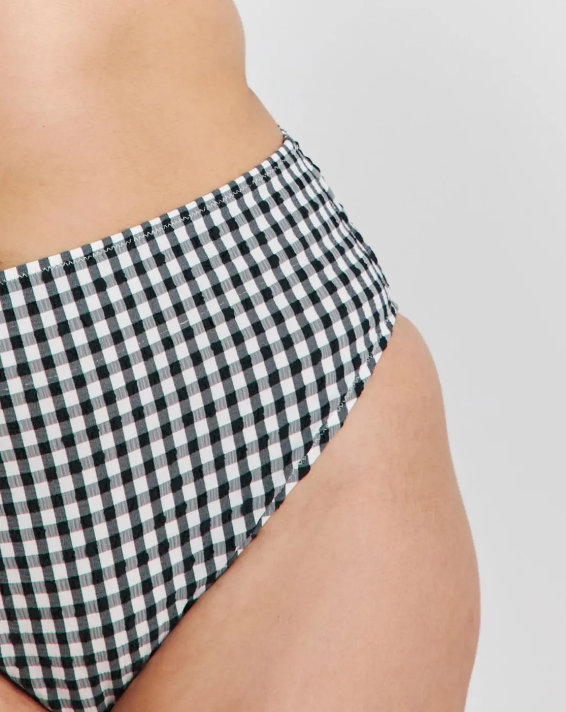 MAGISCULPT Firm Control Contour Me High Waist Bikini Brief