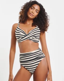 MAGISCULPT Firm Control Lose Up To An Inch Bikini Brief