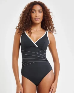 MAGISCULPT Flatter Me Swimsuit