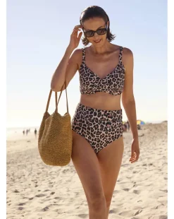 MAGISCULPT Medium Control Fold Over Bikini Brief