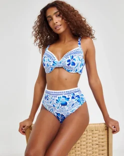 MAGISCULPT Medium Control Lose Up To An Inch Bikini Brief