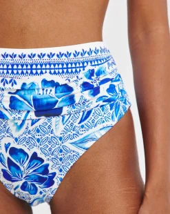 MAGISCULPT Medium Control Lose Up To An Inch Bikini Brief