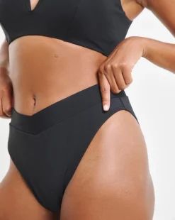 MAGISCULPT Medium Control Contour Me V Shape High Waist Bikini Brief