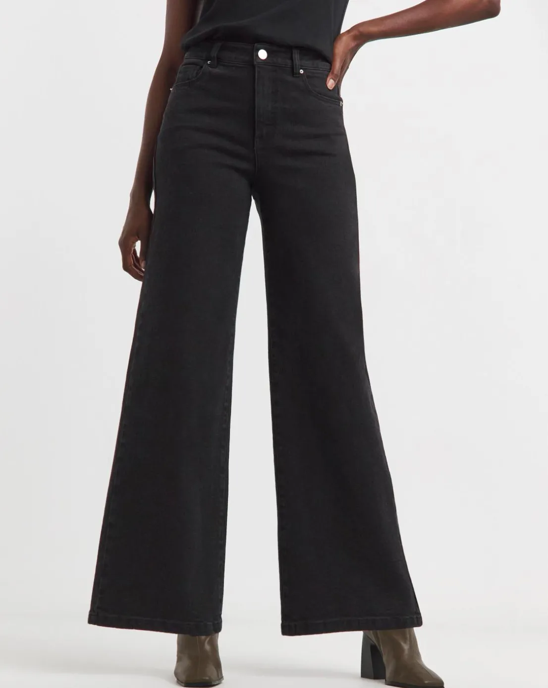 Magisculpt Washed Black Wide Leg Jeans
