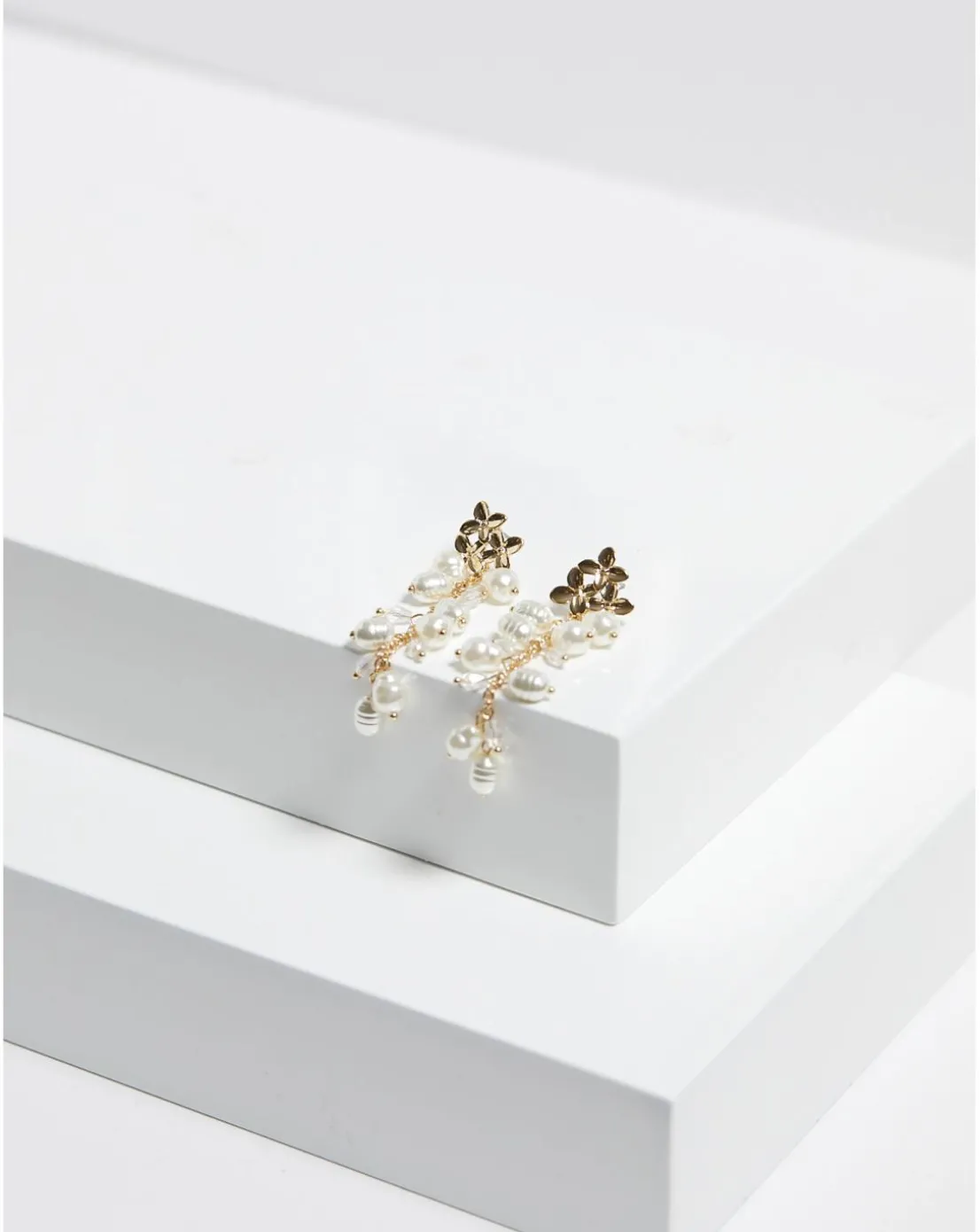 Mood Gold Triple Flower Pearl Cluster Drop Earrings