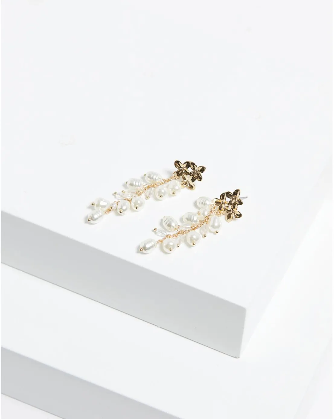 Mood Gold Triple Flower Pearl Cluster Drop Earrings