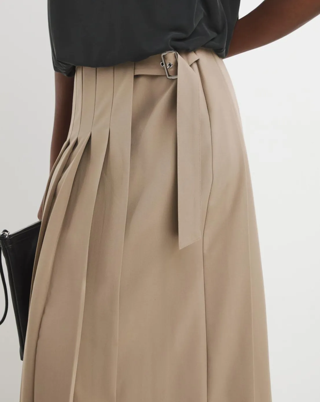 Neutral Pleated Midaxi Skirt