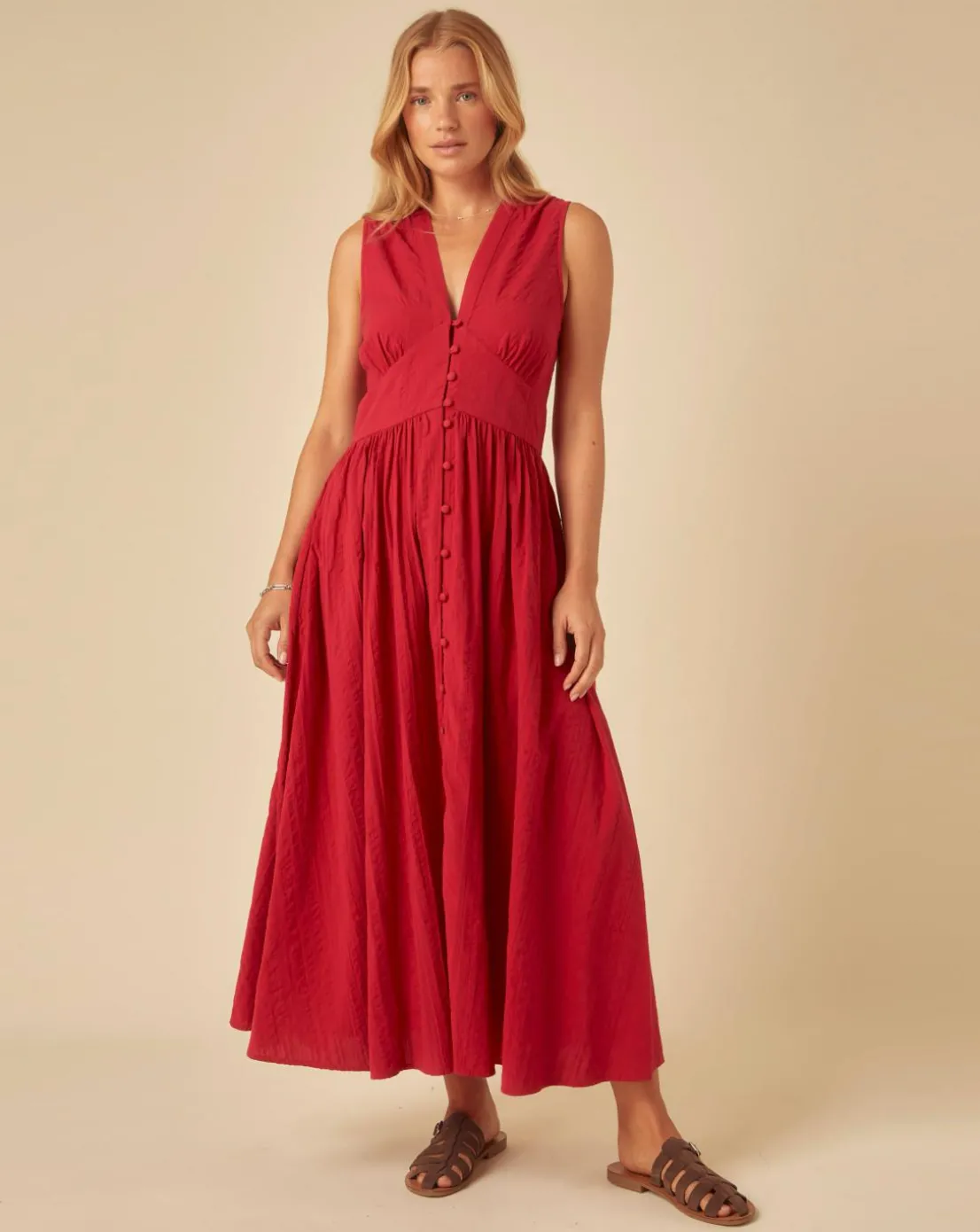 Nobody's Child Sleeveless Starlight Midi Dress Plain