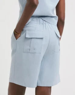 Pleat Front Buttoned Shorts