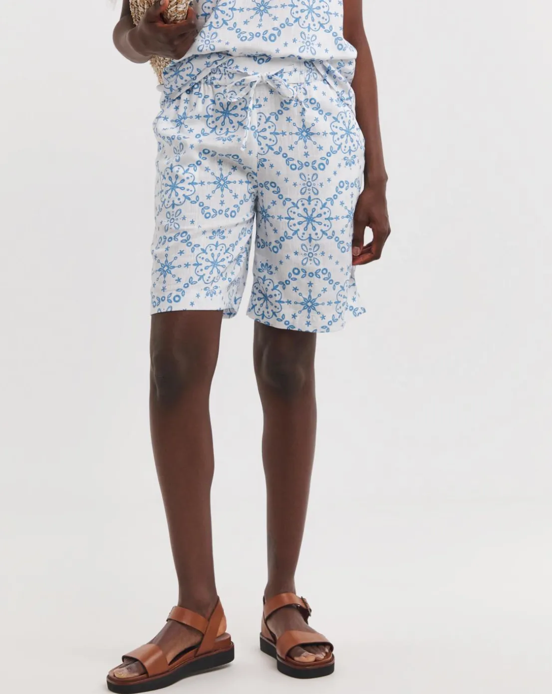 Printed Linen Mix Knee Length Shorts