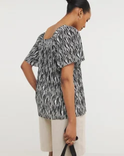 Printed Plisse Square Neck Top