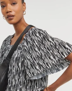 Printed Plisse Square Neck Top