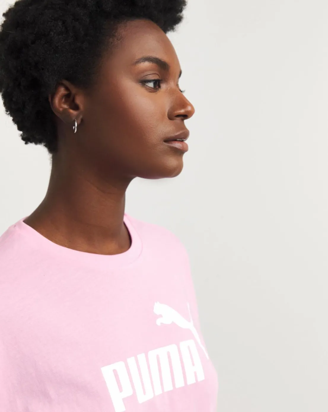 PUMA Essentials Cropped Logo T-Shirt