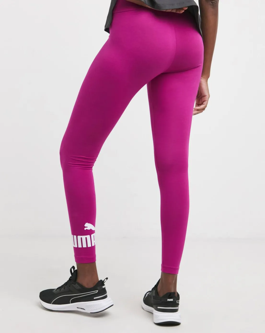 PUMA Essentials Logo Leggings