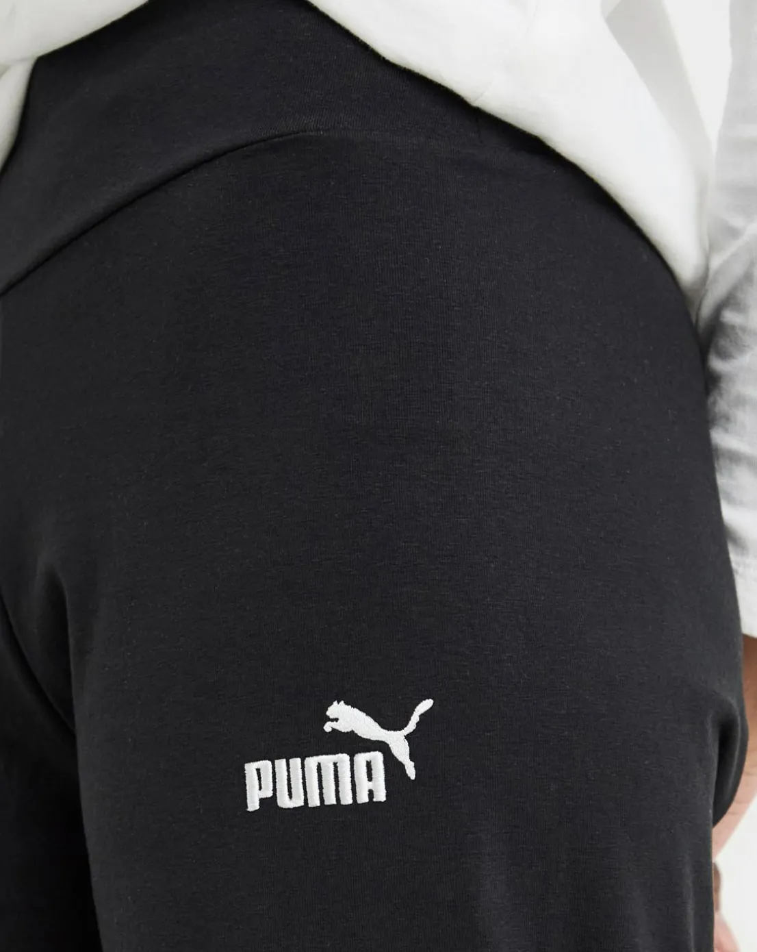PUMA Esssentials Small No.1 Logo High-Waist Straight Leggings