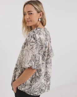 Short Bubble Sleeve Top