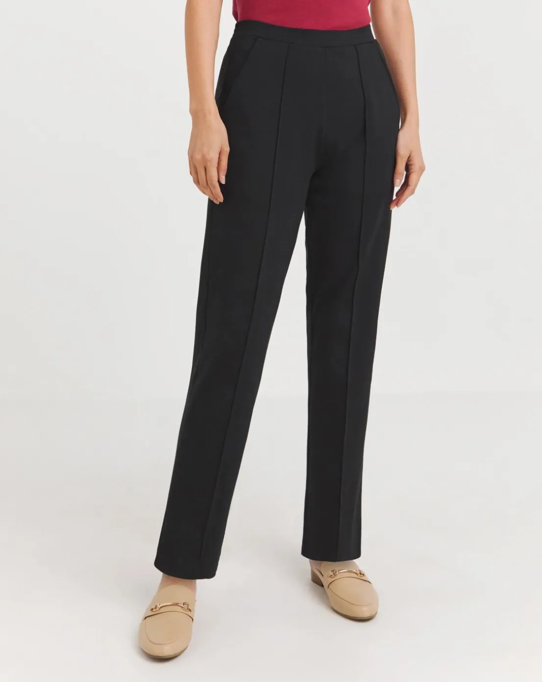 Slimma Black Comfort Fit Straight Leg Trouser Short