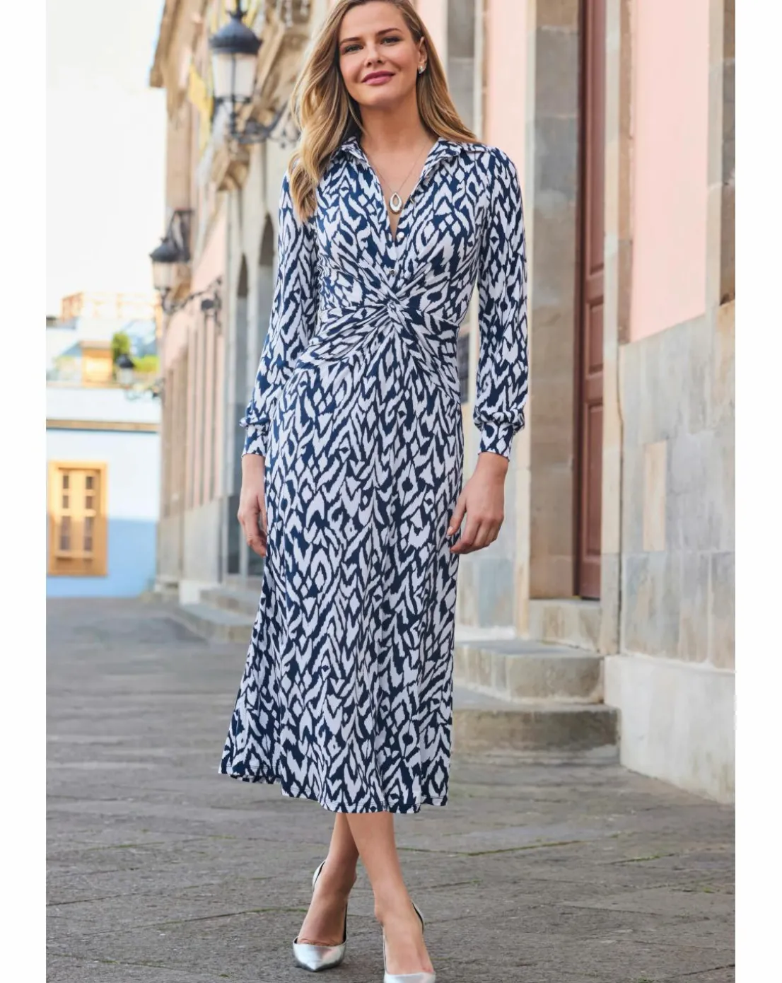 Sosandar Abstract Print Twist Detail Jersey Midi Dress