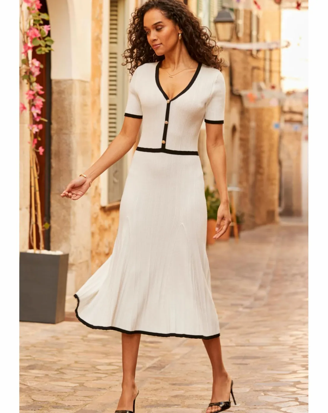 Sosandar Tipped Fit and Flare Midaxi Dress