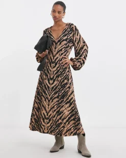 Textured Jersey Seam Front Maxi Dress