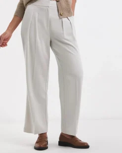 Textured Pleated Wide Leg Trousers