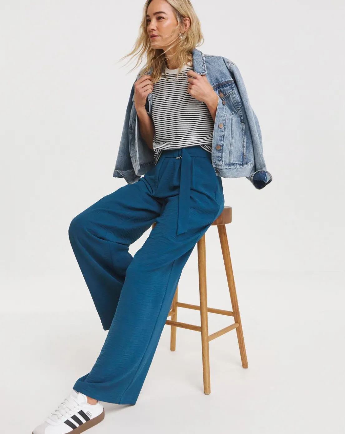Textured Wide Leg Belted Trouser
