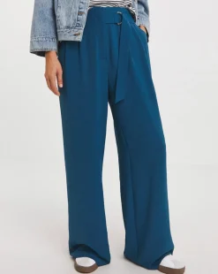 Textured Wide Leg Belted Trouser
