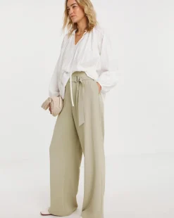 Textured Wide Leg Belted Trouser