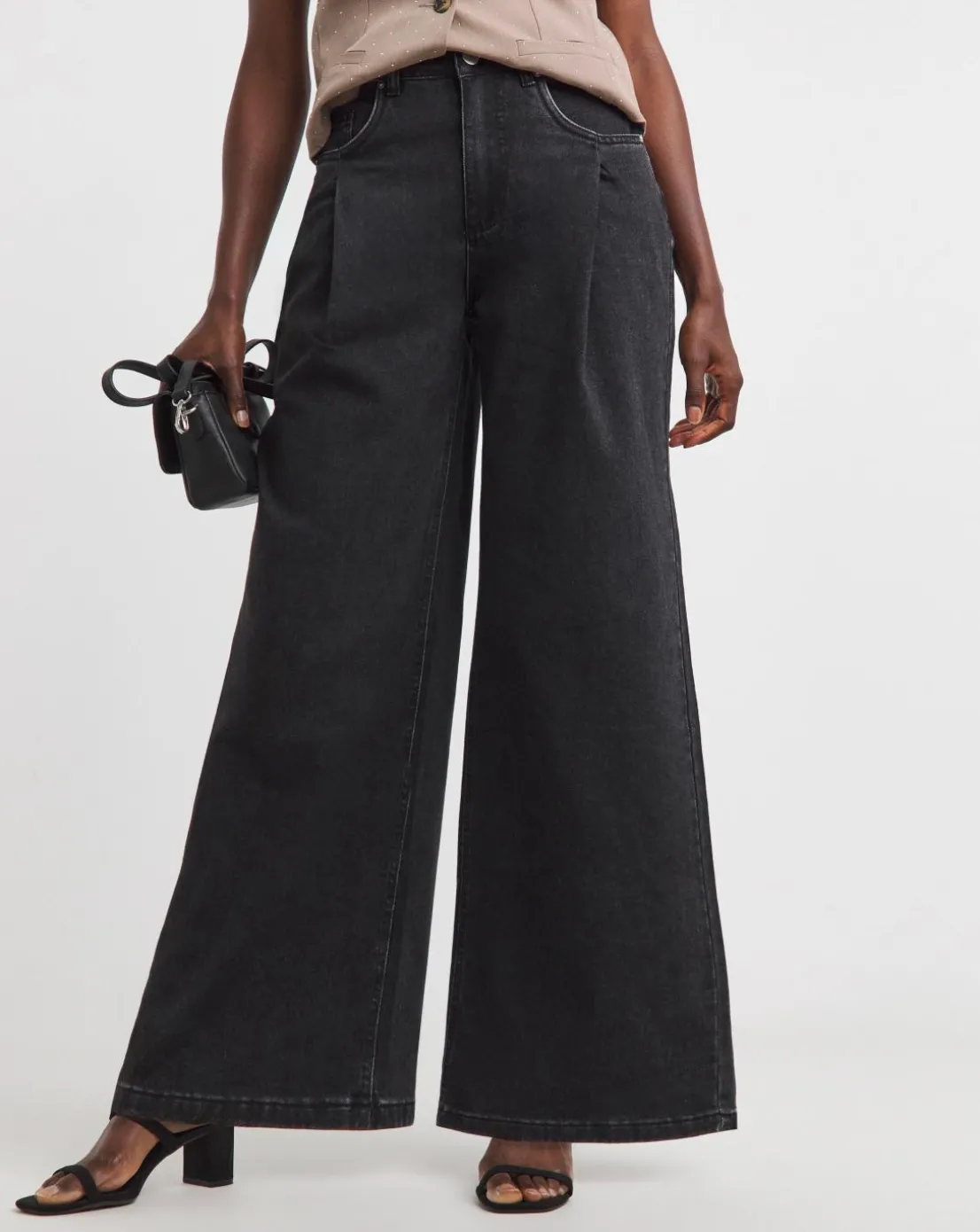 Washed Pleat Detail Wide Leg Jeans