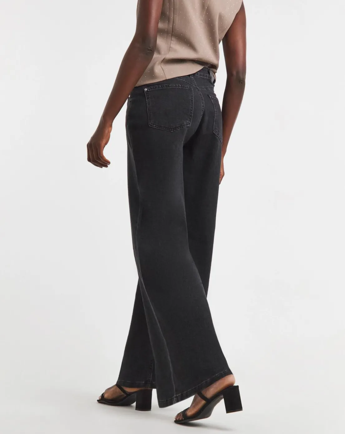 Washed Pleat Detail Wide Leg Jeans